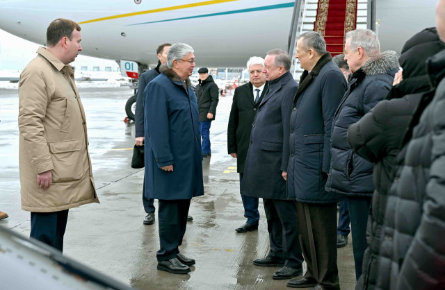 Қ.Тоқаев Путиннің шақыруымен Санкт-Петербургке келді