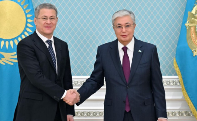 К.Токаев принял Главу Республики Башкортостан Р.Хабирова