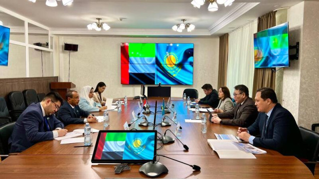 Казахстан планирует нарастить экспорт несырьевых товаров на 233 млн долларов в ОАЭ