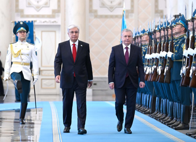 Өзбекстан Президенті Қазақстанға мемлекеттік сапармен келді
