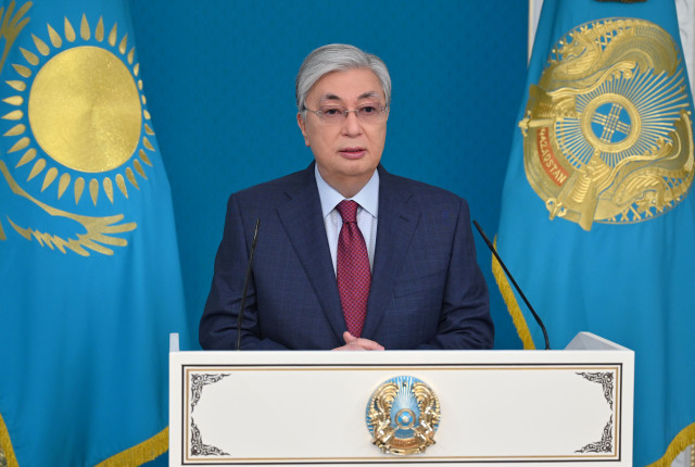 Президент әсіре белсенділердің әрекетін сынға алды