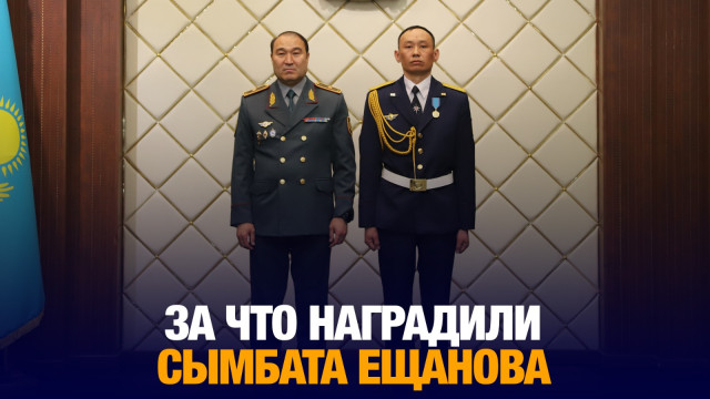 Бежал в буране перед автобусом