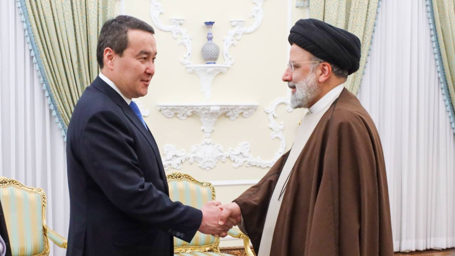 Қазақстан Премьер-министрі Иранға ресми сапарымен барды