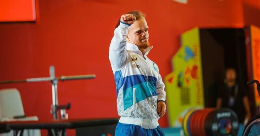 Казахстанец Давид Дегтярев выиграл золото на Паралимпиаде-2020