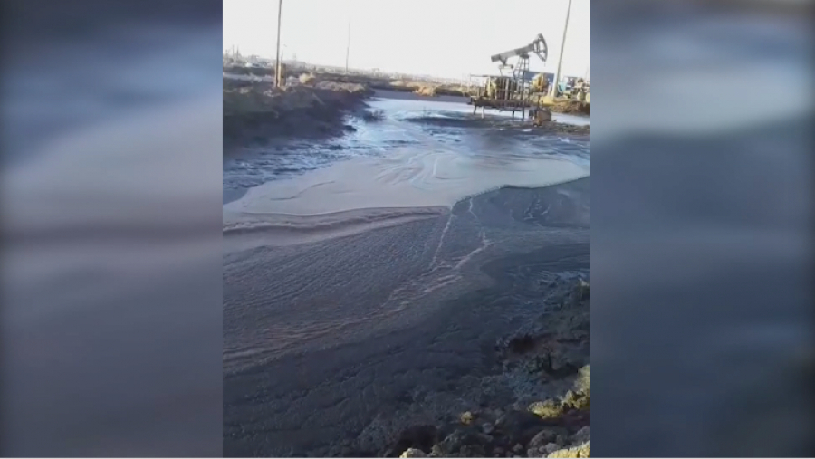 Утечка загрязненной нефтью воды произошла в Актюбинской области