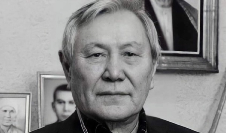 ҚР Президенті белгілі жазушы Сұлтан Оразалиннің отбасына көңіл айтты