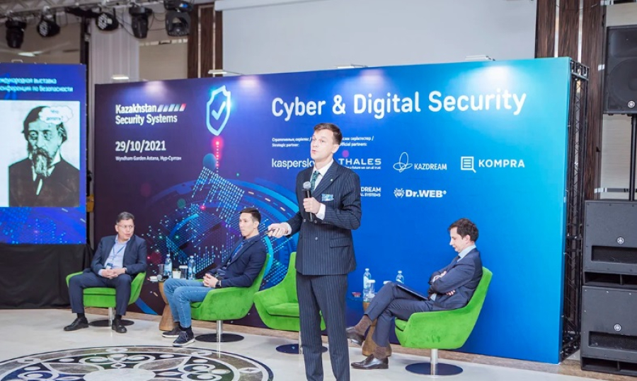Астанада өткен әскери көрмеде озық техникалар таныстырылды