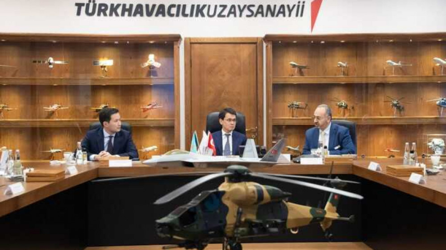 Казахстан сотрудничает с Турцией по замене спутника KazSat