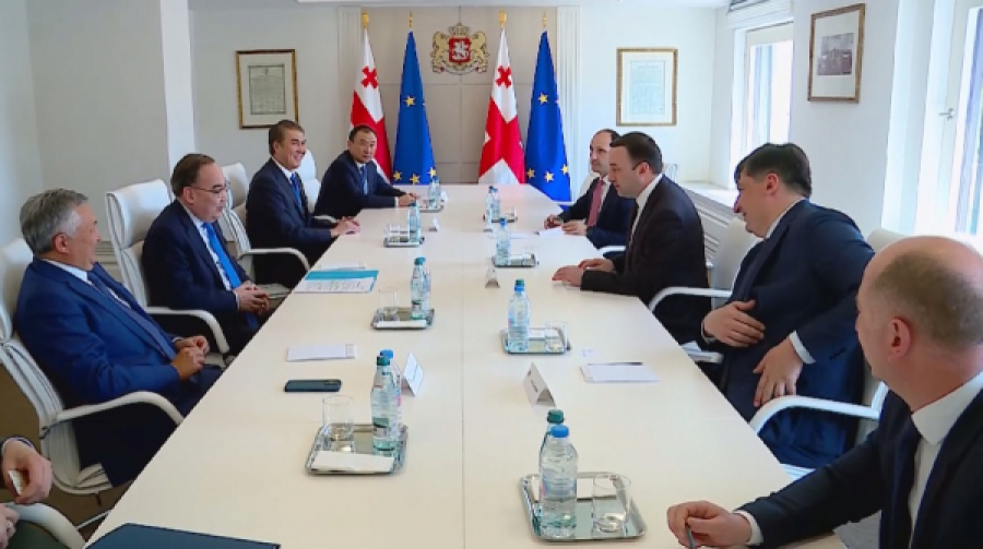 До 3 млн тонн нефти транспортирует Казахстан через Грузию в 2022 году