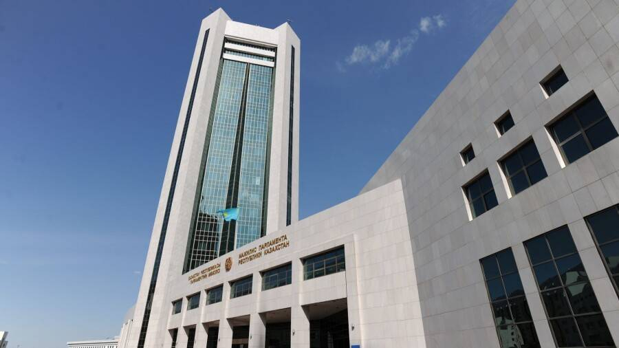 Парламентте Конституциялық кеңестің жұмысы қорытындыланды