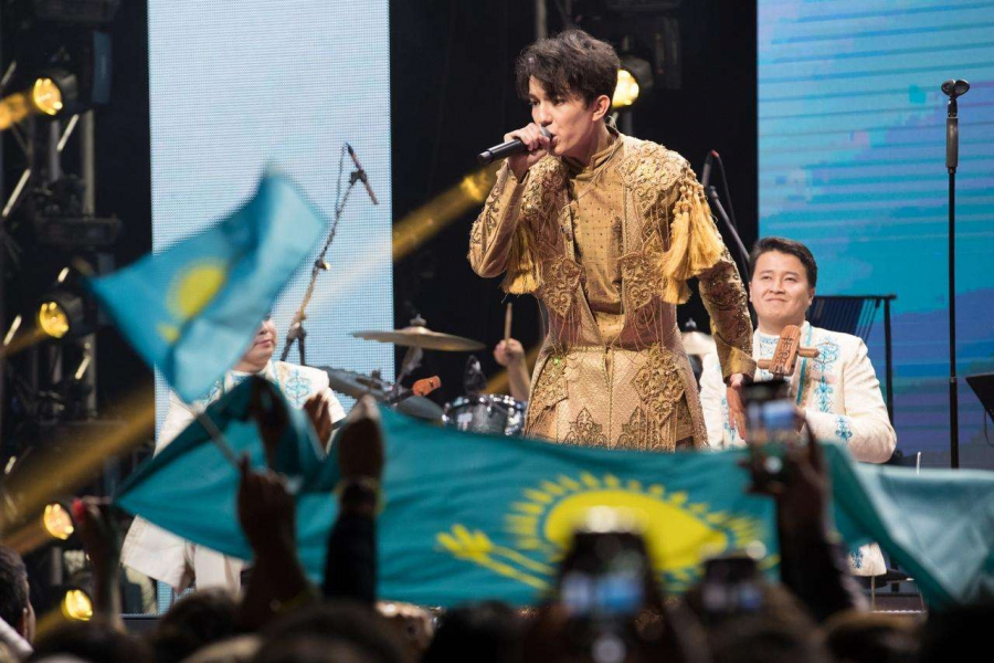 Документальный фильм «Dimash show: становление»