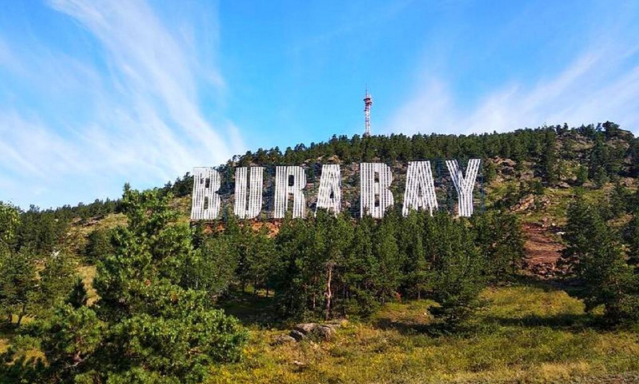 Какие культурные достопримечательности можно посетить на курорте «Бурабай»?