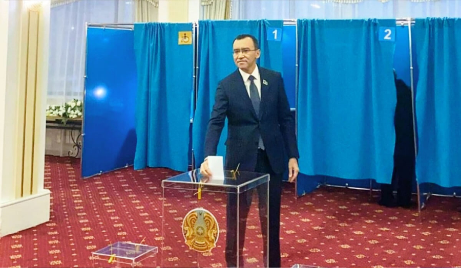 Мәулен Әшімбаев: Дауыс беру процесін 35 елден 600-ден астам бақылаушы бақылап отыр