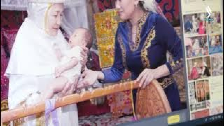 Как называлась кроватка для младенца у казахов?
