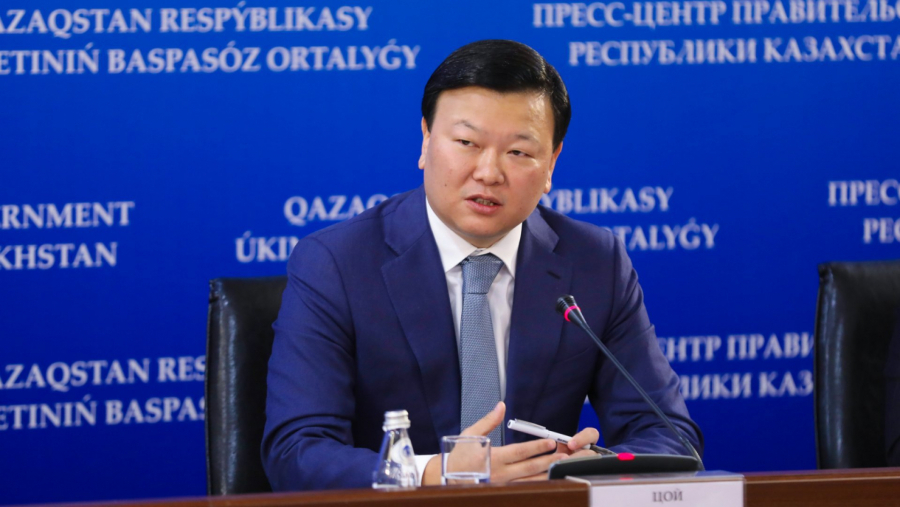 Алексей Цой описал три сценария развития эпидситуации в стране