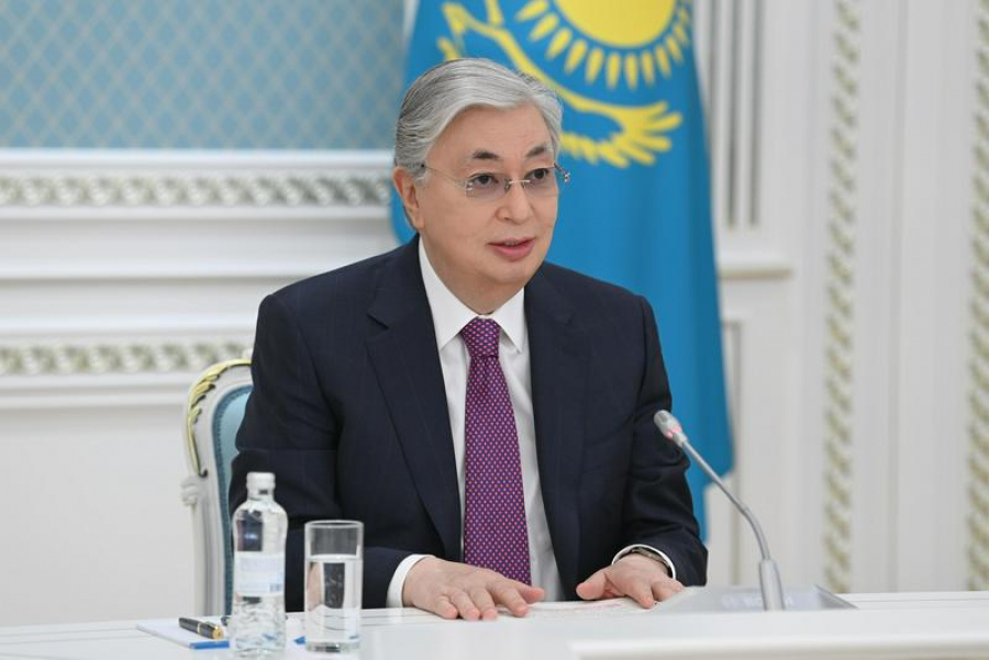 К. Токаев провел переговоры с Папой Римским