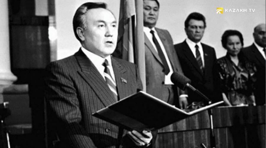 1991 жыл. ҚР Тұңғыш Президентінің ант беру рәсімі