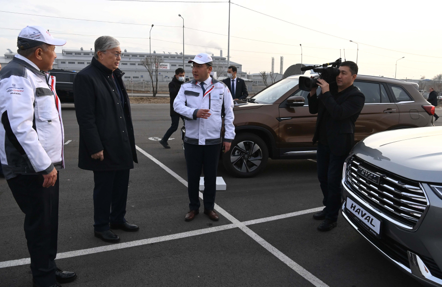 Президент мультибрендті автомобиль зауытының іргетасын қалады