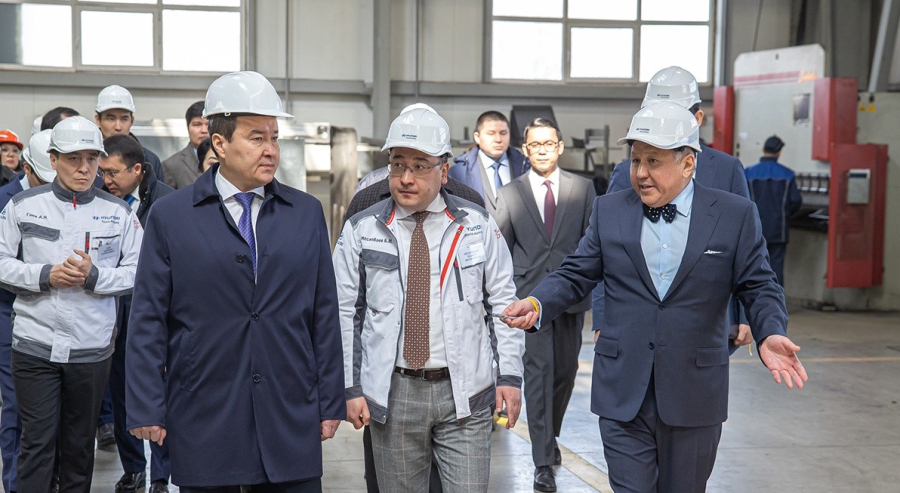 Алматы қалай дамиды? Үкімет басшысы жұмыс сапары барысында бірқатар кәсіпорынды аралады