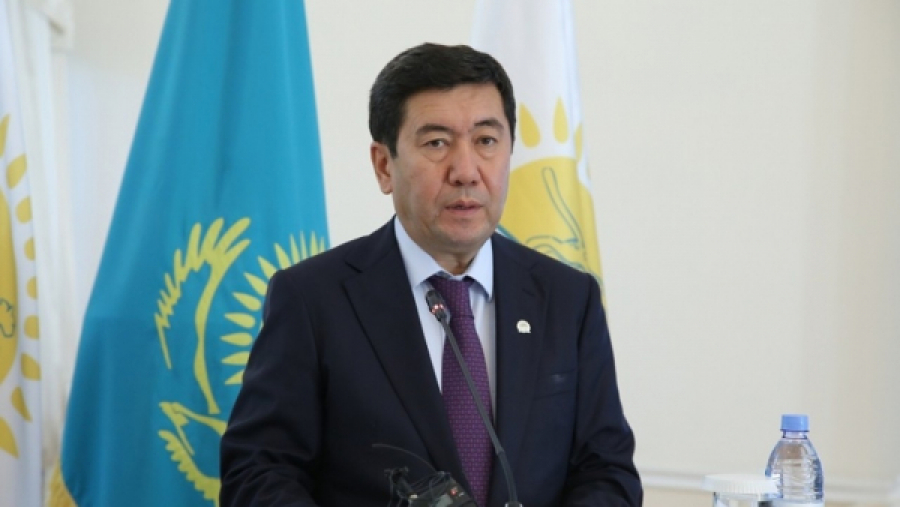 Ерлан Қошанов «Nur Otan» партиясының атауын «Аманат» деп өзгертуді ұсынды