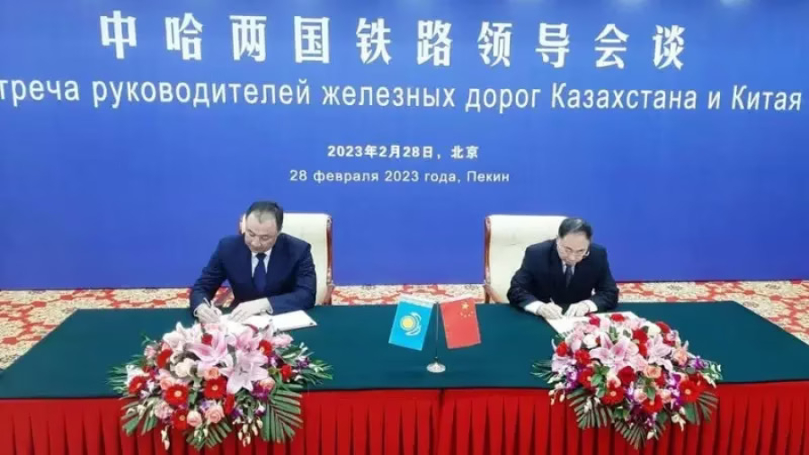 23 млн тонн достиг объем грузоперевозок между РК и Китаем в 2022 году