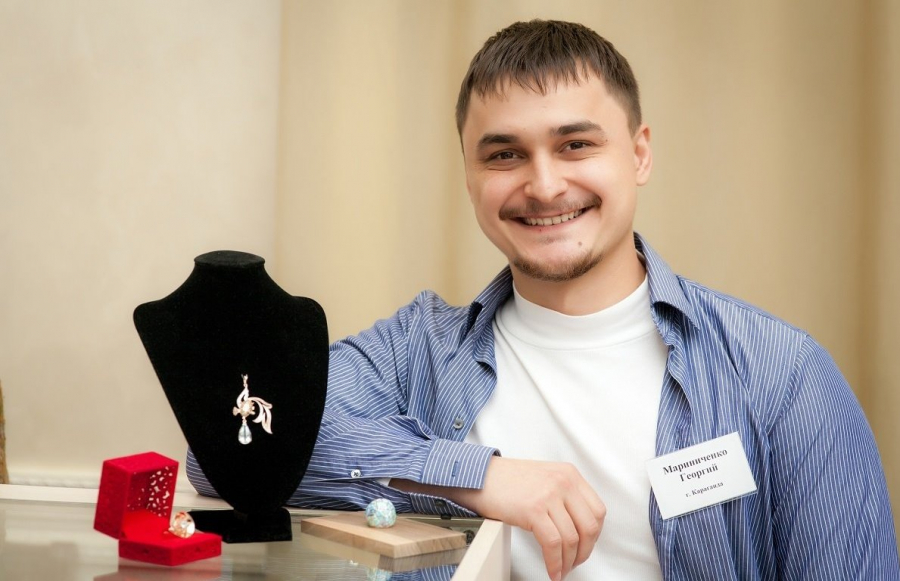 Уникальные ювелирные изделия создает мастер из Караганды