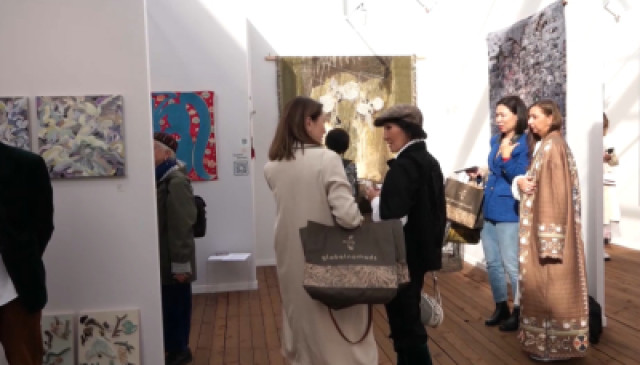 Қазақстандық суретшілер Париждегі өнер жәрмеңкесінде картиналарын ұсынды